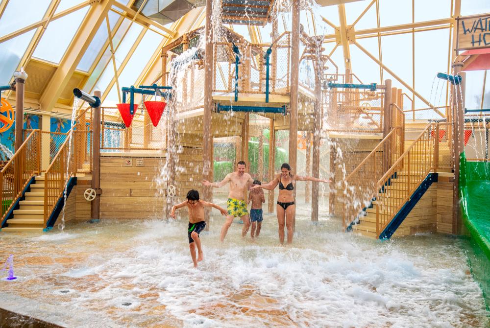 Center Parcs Port Zelande, vakantiepark met zwembad in Zuid-Holland