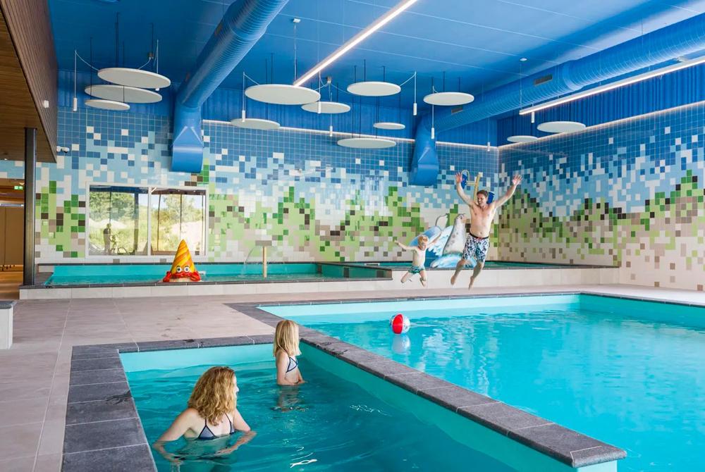 Landal Strand Resort Ouddorp Duin, vakantiepark met zwembad in Zuid-Holland