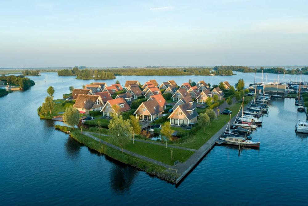 Landal Waterpark Terherne, vakantiepark Friesland aan het water