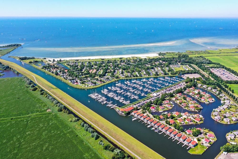 Soal Beach Resort, vakantiepark Friesland aan het water