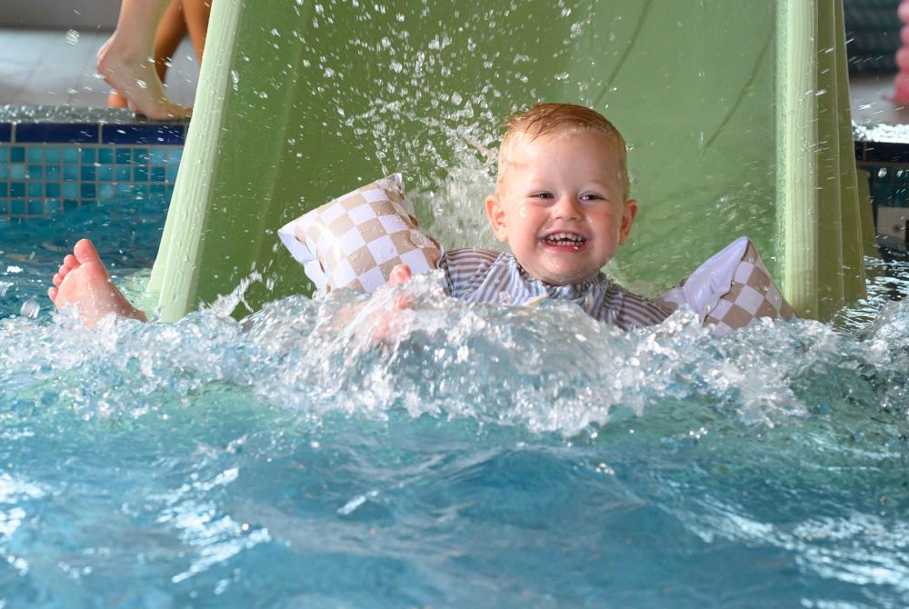 Zwembad van Familie Resort Molenwaard