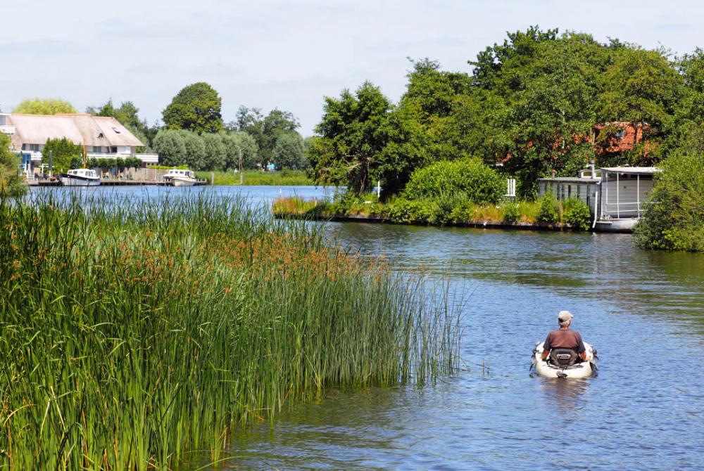 De waterrijke gebied van het Nationaal Park De Alde Feanen