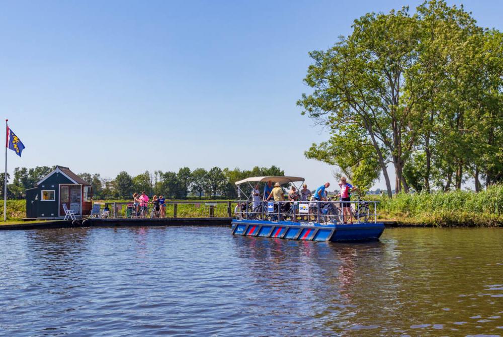 Het pontje bij De Veenhoop